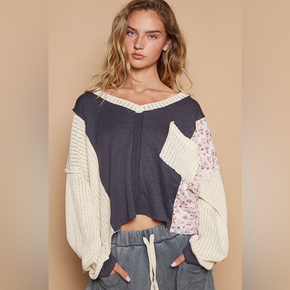 189B. Vintage Wash V-Neck Floral Patch Knit Top - Charcoal